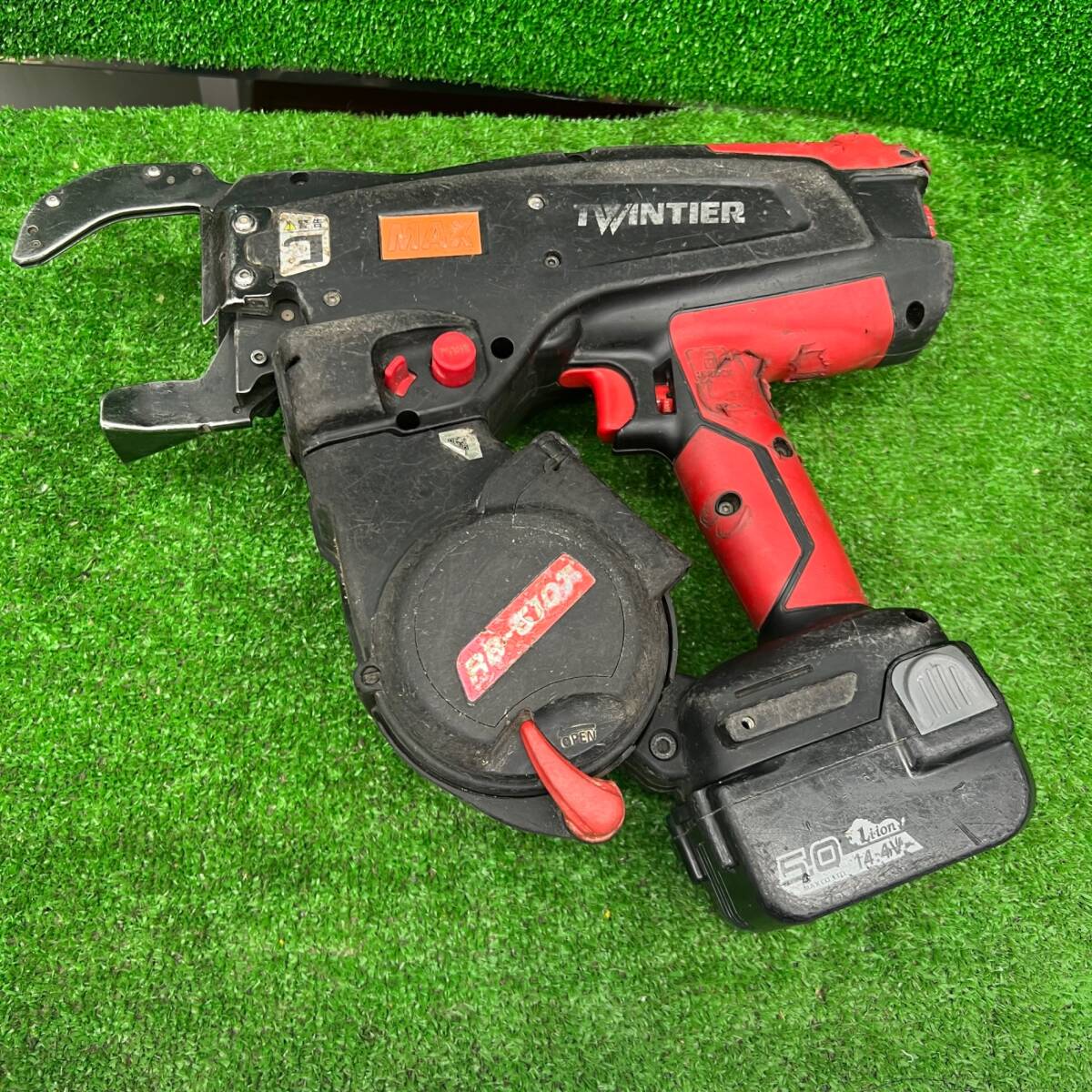 【中古品】マックス(MAX) 鉄筋結束機 リバータイア RB-610T(本体＋バッテリ1個付き)【桶川店】
