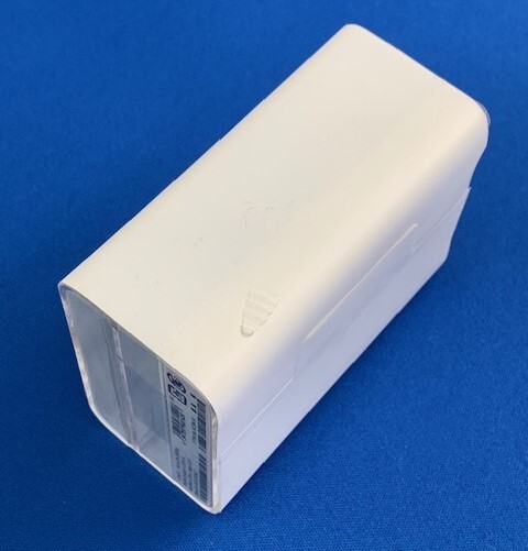 Apple　iPod Shuffle 2GB ブルー 第3世代 MC384J/A