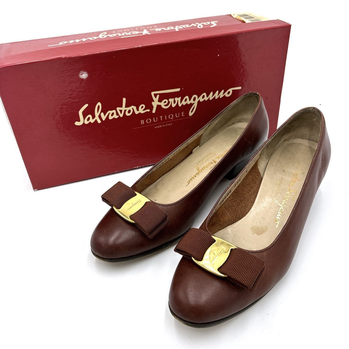 ＊ 箱付き イタリア製 '高級婦人靴' Salvatore Ferragamo サルヴァトーレフェラガモ 本革 ヴァラリボン ヒール / パンプス 6C 23cm