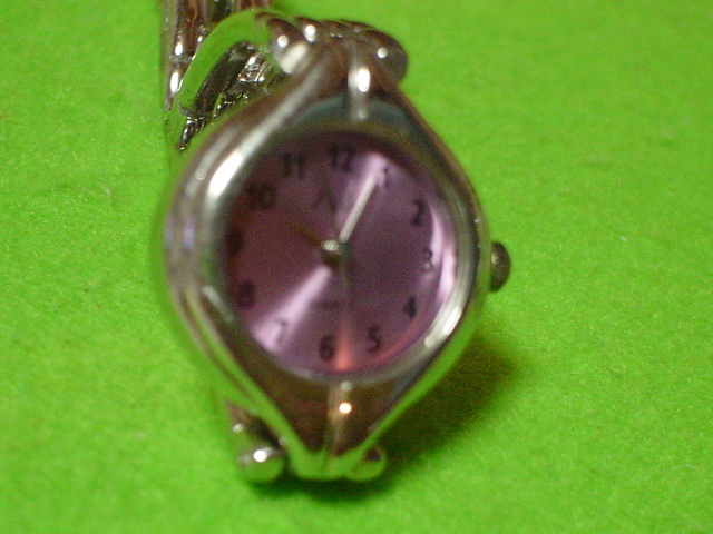 редкий товар дизайн AILE женский наручные часы розовый редкий товар дизайн AILE женский наручные часы розовый