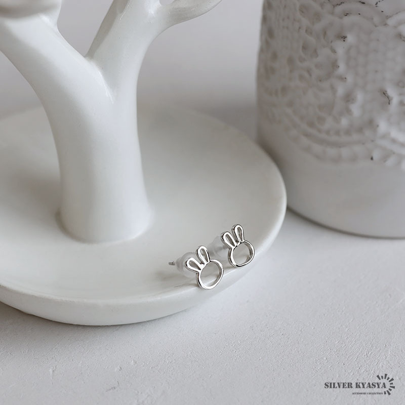可愛い うさぎのピアス レディース シルバー925 うさぎ 兎 スタッドピアス シルエット 金屬アレルギー対応 両耳用 2點セット
