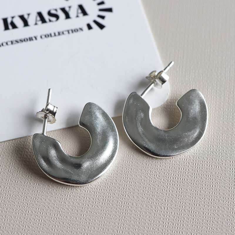 サークルピアス マット シルバー925 フープピアス 両耳用 2點(diǎn)セット サークル 図形 シルバー 金屬アレルギーフリー