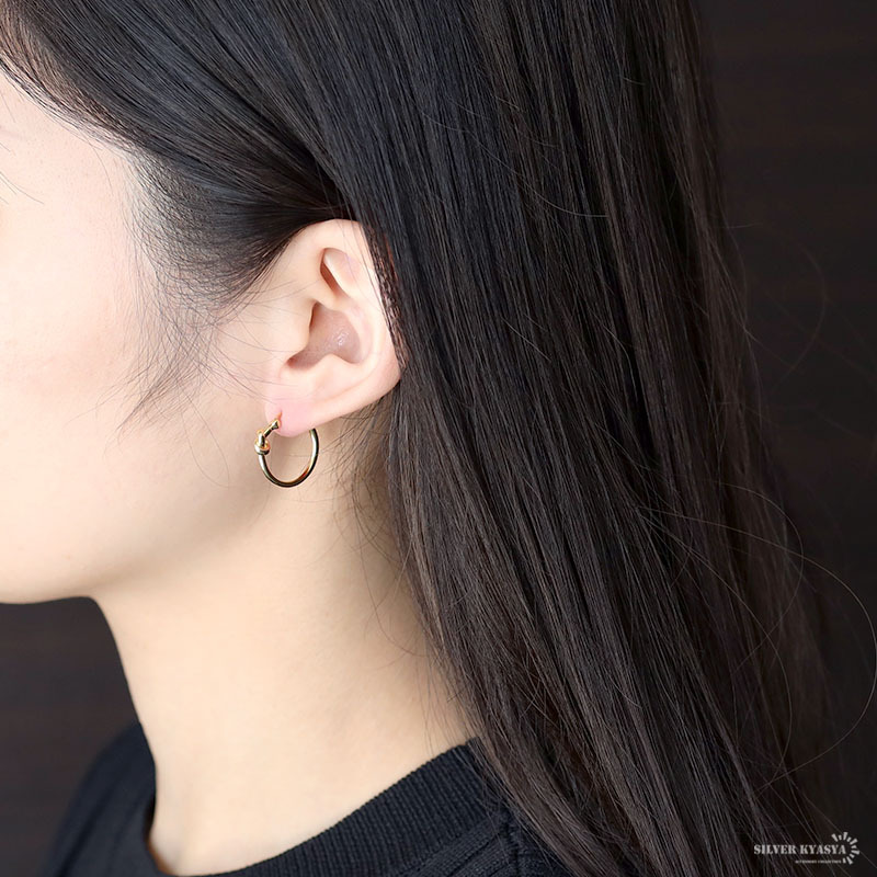 ピアス 金屬アレルギー レディース シルバー925 18KGP ノットフープピアス 結(jié)び目 ねじり 華奢 ゴールド 金 片耳用