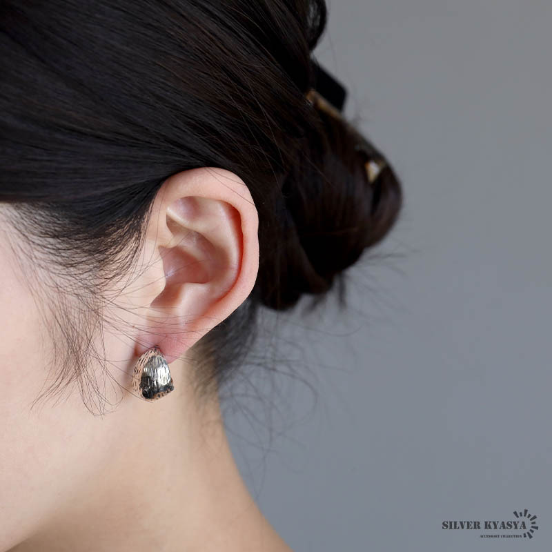 ワイドピアス シルバー925 フープピアス スタッドピアス 両耳用 2點(diǎn)セット 幅広 不規(guī)則 ライン 線 幾何學(xué) シルバー 金屬アレルギーフリー