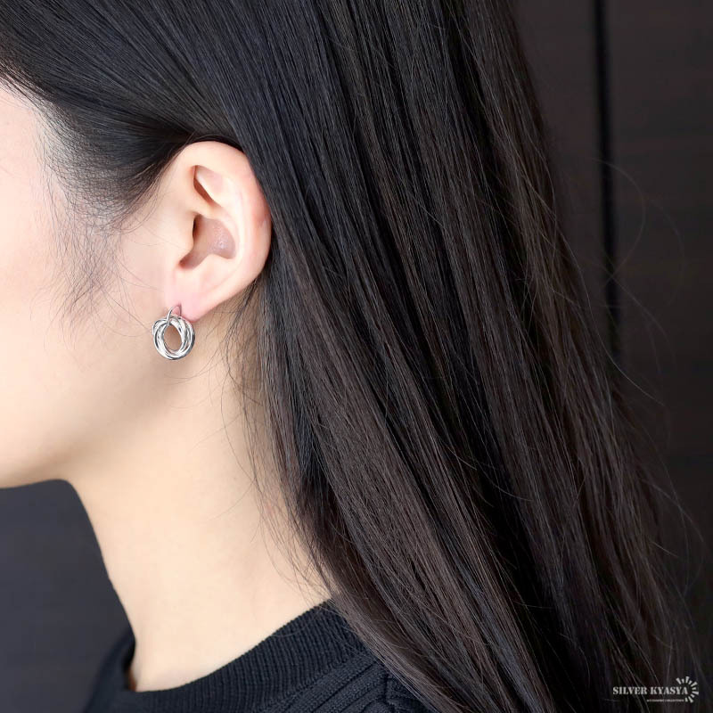 シルバー925 三連ピアス シルバー トリニティピアス 3連 ツイスト ねじれ 多重ピアス 片耳 1點(diǎn)