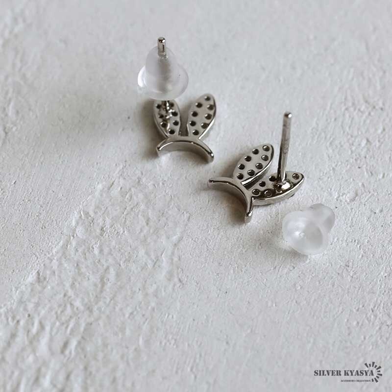 可愛い うさ耳のピアス レディース シルバー925 CZ うさぎ 兎 スタッドピアス 金屬アレルギー対応 両耳用 2點(diǎn)セット