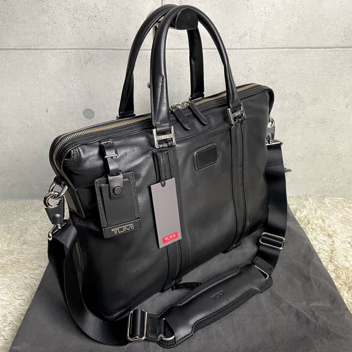2025年最新】TUMI トート jarvisの人気アイテム - メルカリ 2025年最新】TUMI トート jarvisの人気アイテム - メルカリ