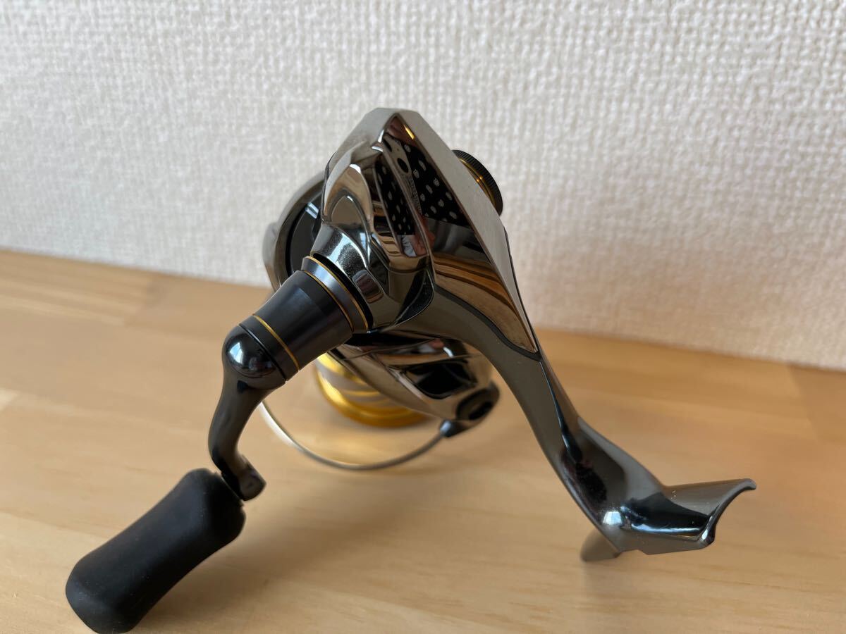 SHIMANO シマノ 14ステラ 1000PGS 最終出品1シーズンのみ淡水で SHIMANO シマノ 14ステラ 1000PGS 最終出品1シーズンのみ淡水で