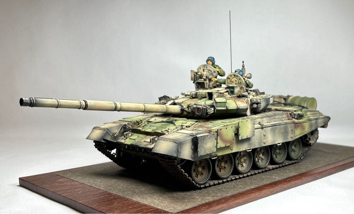 ☆完成品☆ ズベズダ 1/35 ロシア主力戦車 T-90