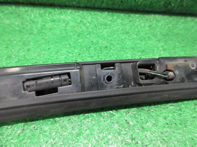 レクサス LS DBA-USF40 ハイマウントストップランプ LS460 バージョンC Iパッケージ 黒 250005_画像5