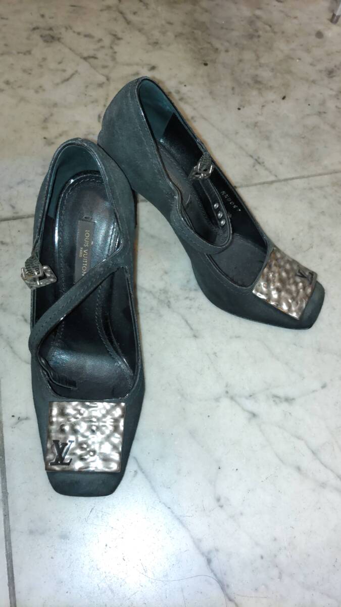 LV　ルイヴィトン　ヒール　Louis Vuitton　靴 パンプス 23センチ程度