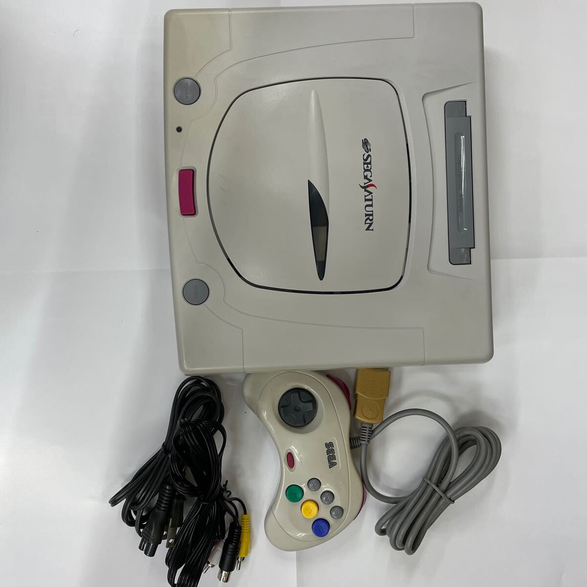 即決★タイトル画面まで動作確認済★SEGA/セガ SEGA SATURN/セガサターン 本体 後期型 HST-3220 家庭用ゲーム機 レトロゲーム 白サターン