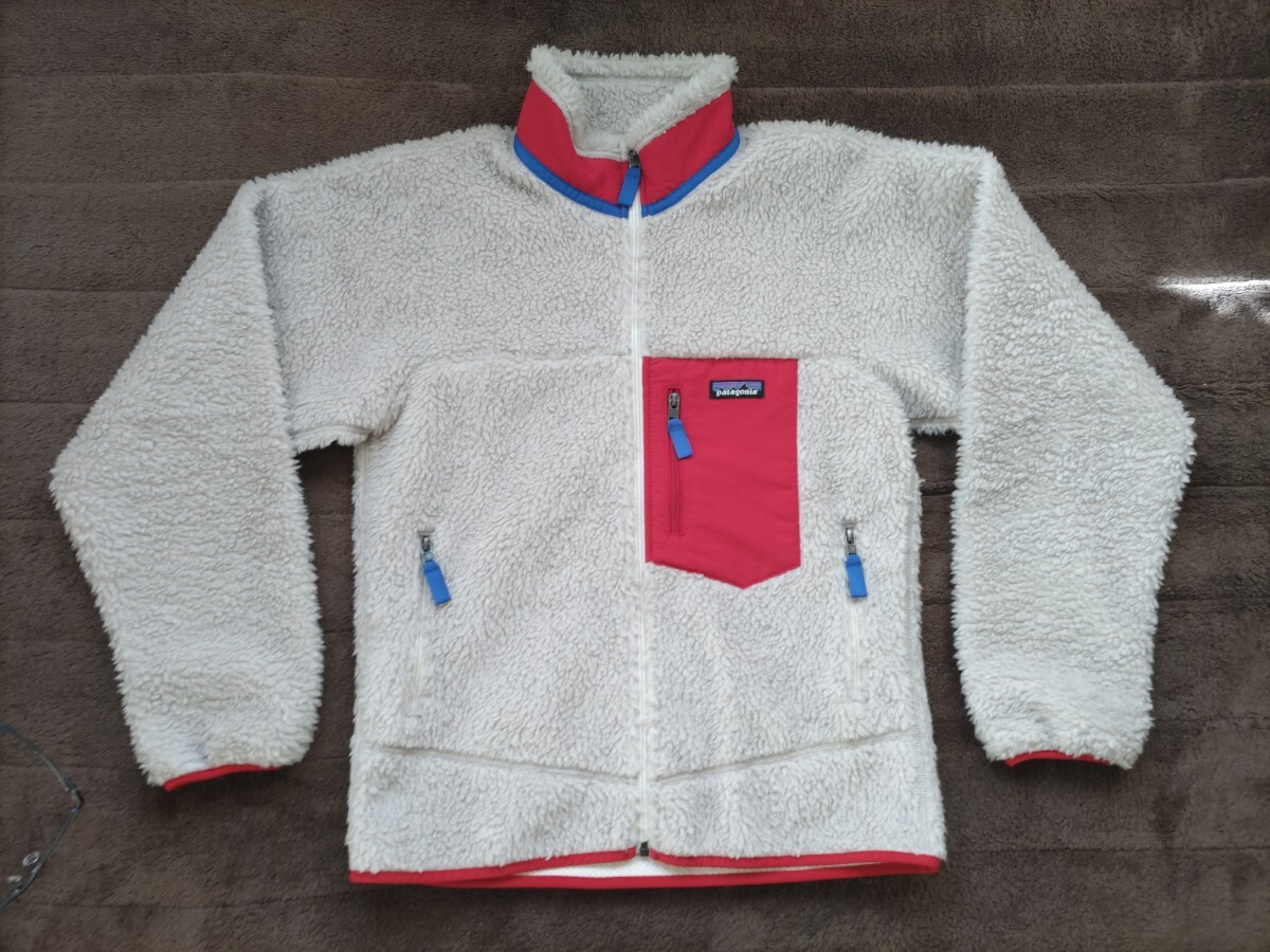 Patagonia　クラッシックレトロXフリースジャケット メンズSサイズ アイボリー/レッド 23年製美品