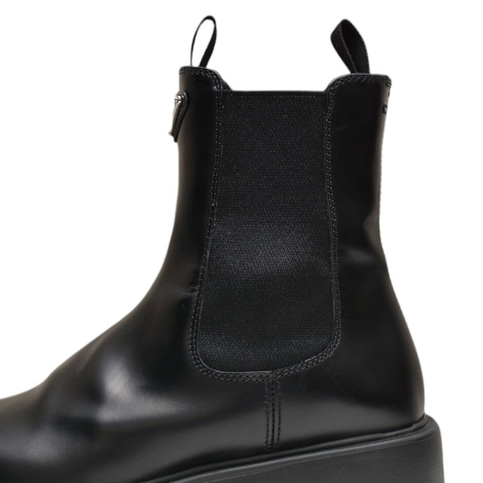 PRADA プラダ モノリス ブラッシュドレザー チェルシーブーツ PRADA プラダ モノリス ブラッシュドレザー チェルシーブーツ