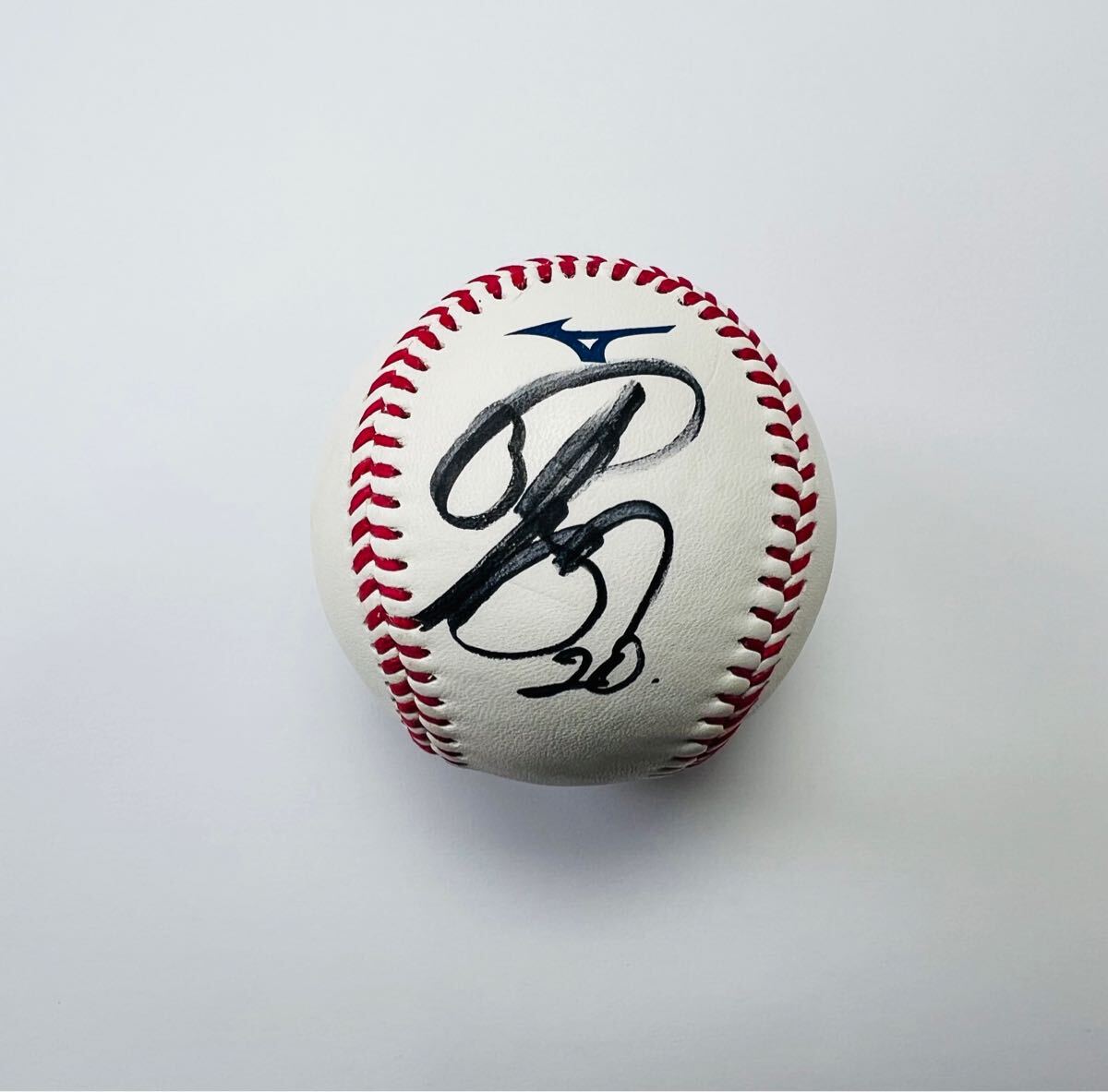 売れ筋介護用品も！ 東京読売ジャイアンツ 戸郷翔征選手♯20 NPB 直筆サインボール 記念グッズ