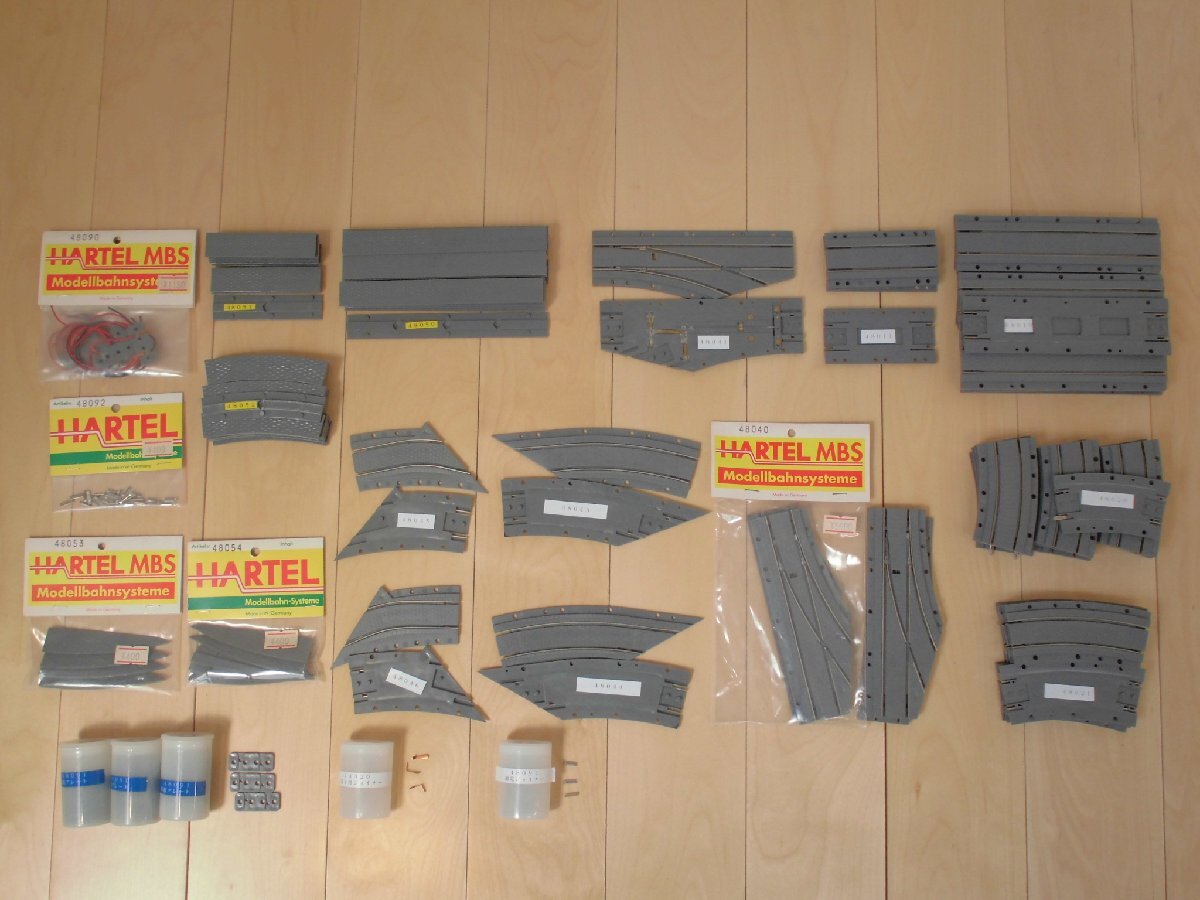 HARTEL ヘリテル レール 連結パーツ 20種セット 鉄道模型 西ドイツ製 48010 48020 48021 48040 48050 48051 48052 48053 48054 48090 48091