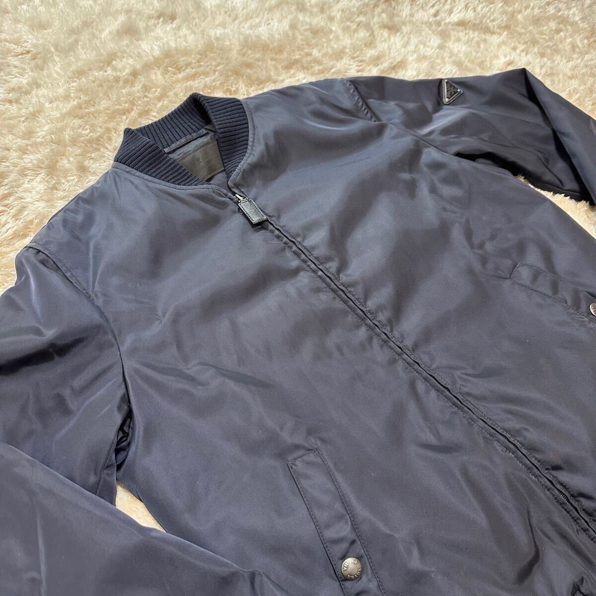 ☆極美品!! L相当☆【抜群の機能性】PRADA プラダ ボンバー ☆極美品!! L相当☆【抜群の機能性】PRADA プラダ ボンバー