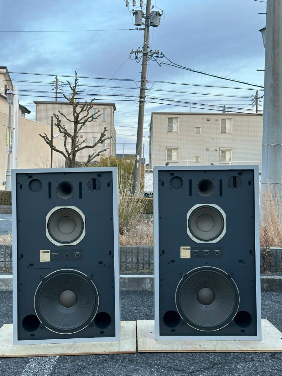 JBL 4343B ジェービーエル 4343B スピーカー2台1ペア。大型 JBL 4343B ジェービーエル 4343B スピーカー2台1ペア。大型