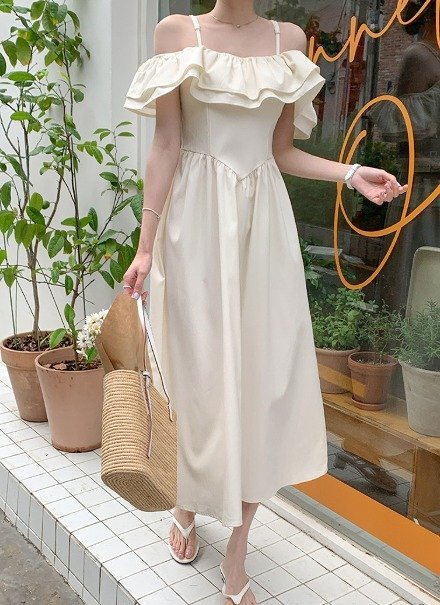 ロングワンピ キャミワンピ カジュアル シンプル 無地 フリル かわいい リゾート風 フリー ベージュ
