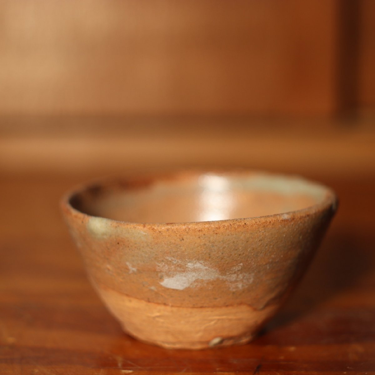 古唐津盃　桃山時代 - 江戸初期 無疵　山盃　酒盃 ぐい呑み 猪口