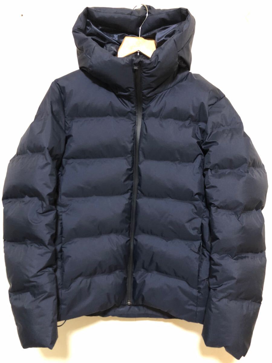 UNIQLO ユニクロ シームレスダウンパーカー　ダウンジャケット M ネイビー　 311-409330