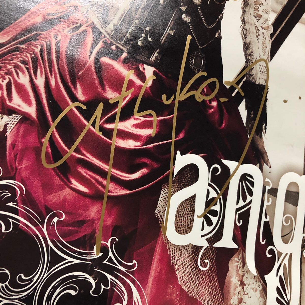 C12021 angela 10th Live Tour ZERO 直筆サイン入り B2サイズ C12021 angela 10th Live Tour ZERO 直筆サイン入り B2サイズ