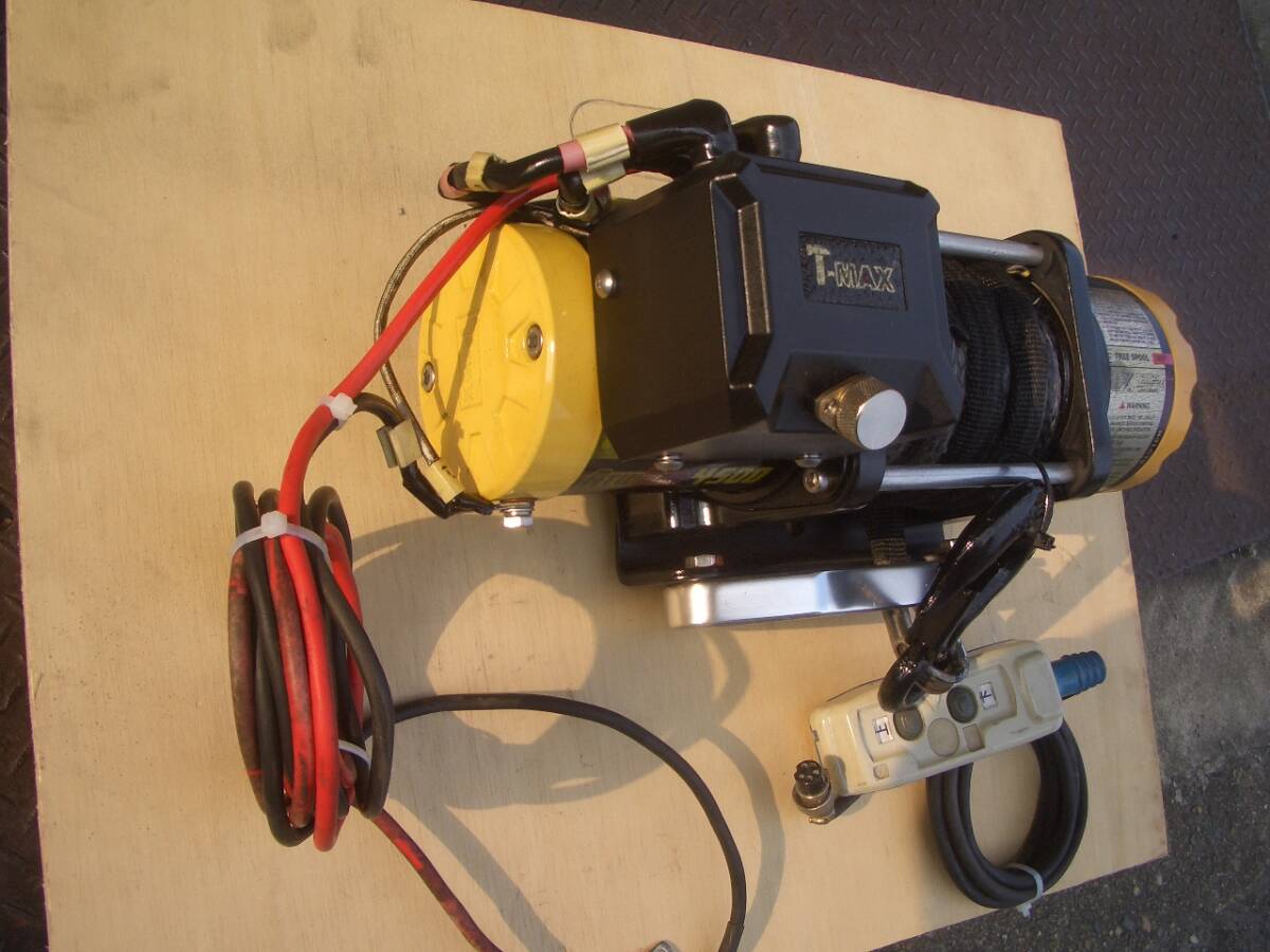 !_ лебедка электрический T-MAX 4500 12V б/у товар стакан волокно трос 