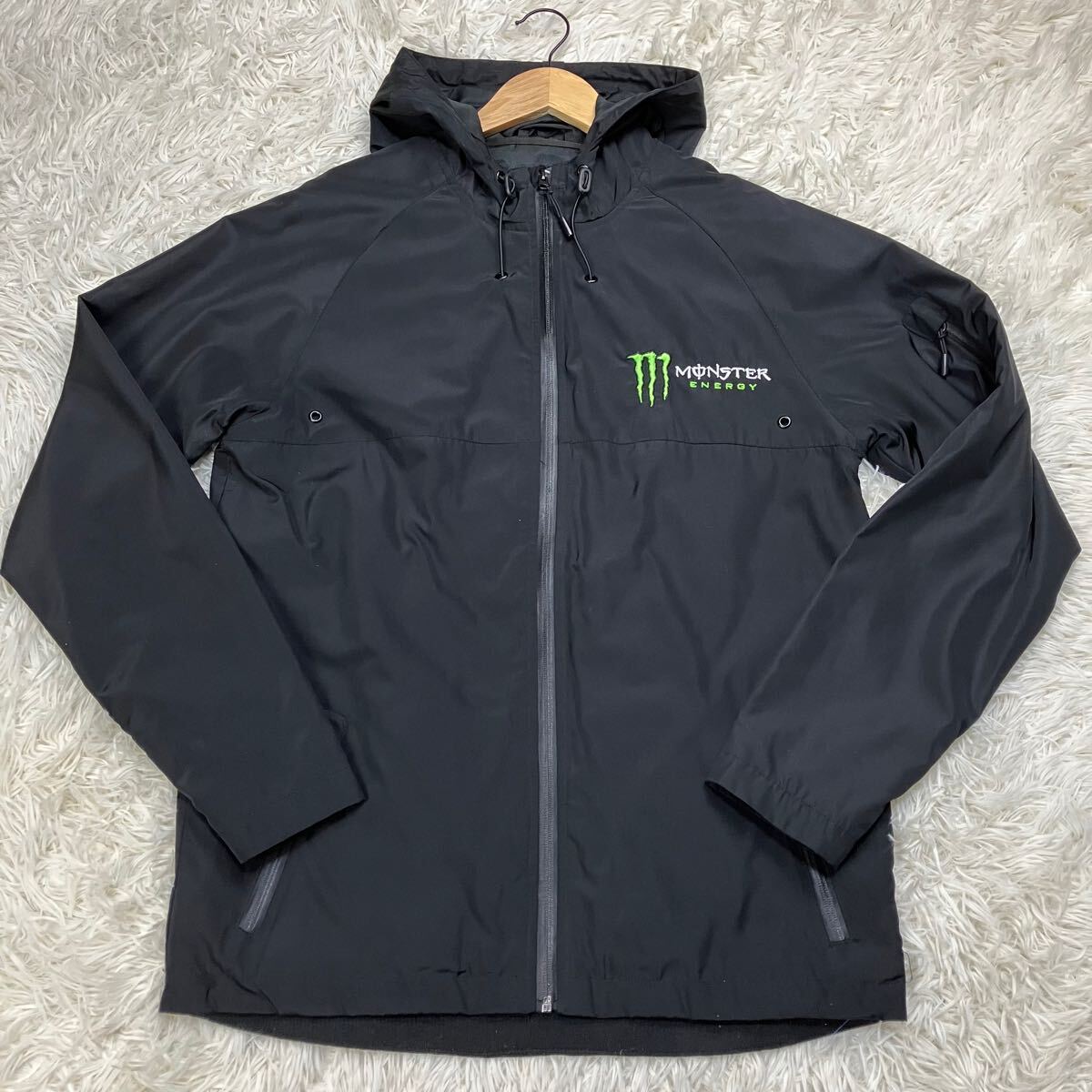【非売品/3000着限定】Monster ENERGY モンスターエナジー マウンテンパーカー ナイロンジャケット フード 当選品 黒 ブラック Mサイズ相当