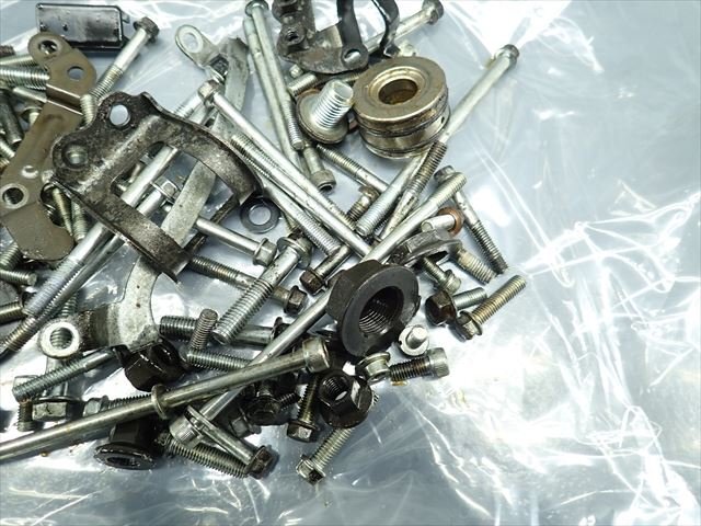 εGF10-187 ヤマハ マジェスティ250-4 SG20J (平成19年式) エンジン ボルト ナット