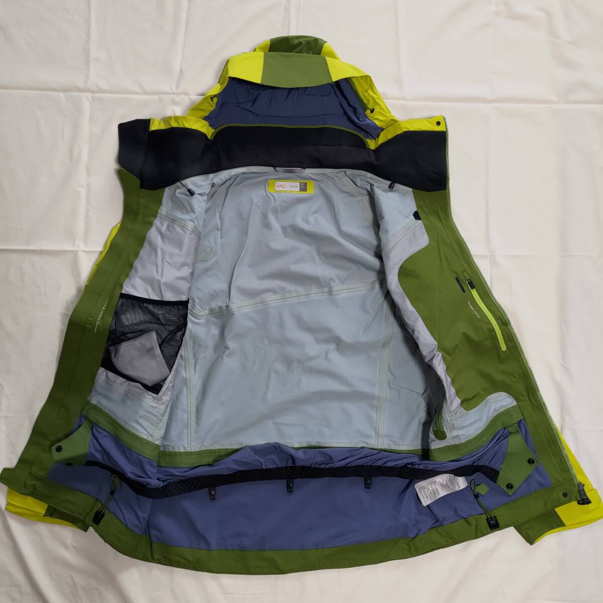 DAINESE SKI DOWNJACKET MAN S EARTH ダイネーゼ スキー DAINESE SKI DOWNJACKET MAN S EARTH ダイネーゼ スキー