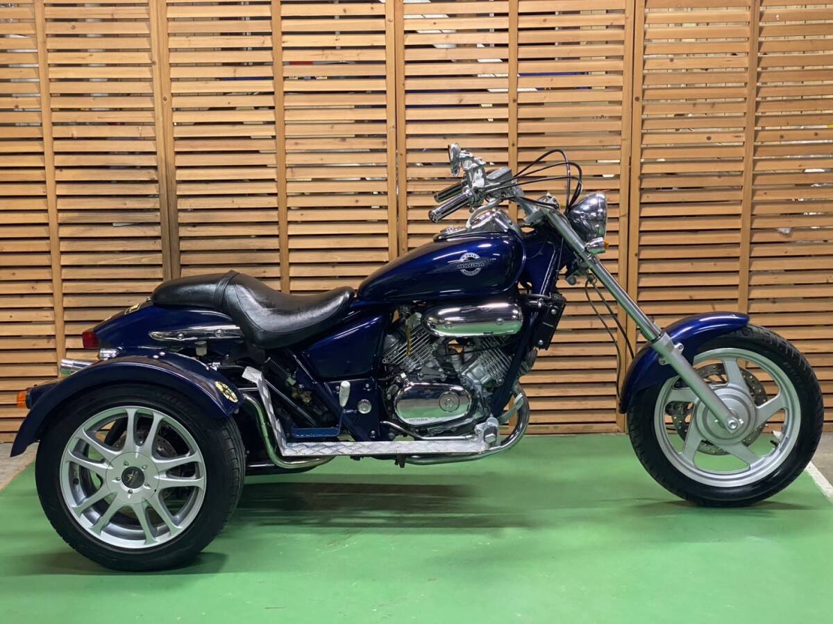 ホンダ☆マグナ250トライク☆MC29☆25,852K☆色:紺 ☆バック ホンダ☆マグナ250トライク☆MC29☆25,852K☆色:紺 ☆バック