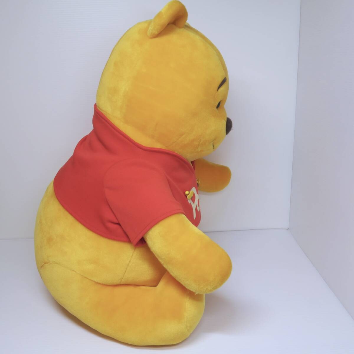 特大 くまのプーさん ぬいぐるみ H約63cm W約46cm D約37cm made
