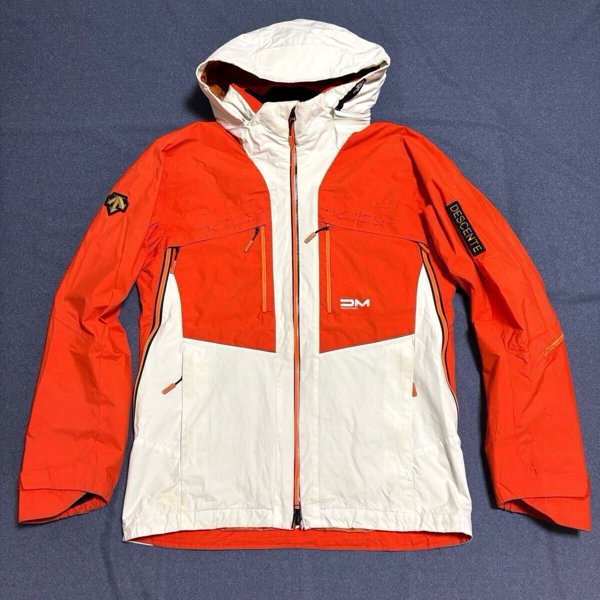 DESCENTE S.I.O JACKET DM-7101 デサントメイトチームウェア DESCENTE S.I.O JACKET DM-7101 デサントメイトチームウェア