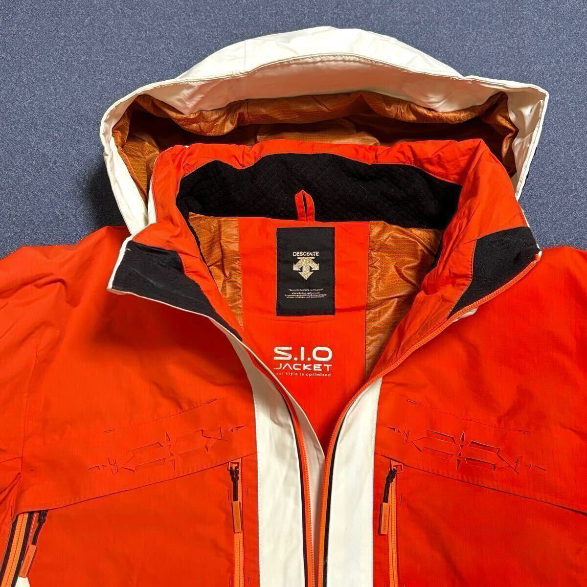 DESCENTE S.I.O JACKET DM-7101 デサントメイトチームウェア DESCENTE S.I.O JACKET DM-7101 デサントメイトチームウェア