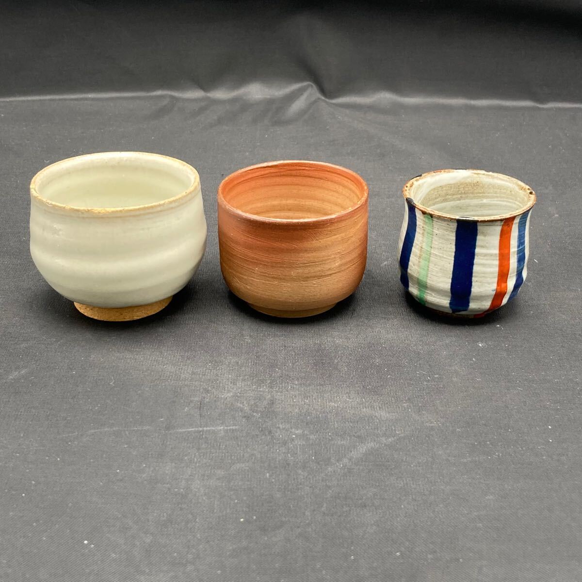 m1024601-8ぐい呑み おちょこ お猪口 盃 骨董 骨董品 陶芸和食器 酒 アンティーク 年代物 日本酒 焼物 陶芸品 陶器 _画像1