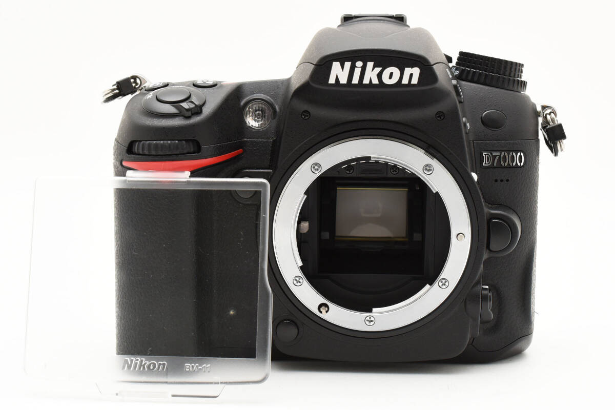 ☆極上美品☆ NIKON ニコン D7000 ボディ ショット数4637回 ☆極上美品☆ NIKON ニコン D7000 ボディ ショット数4637回
