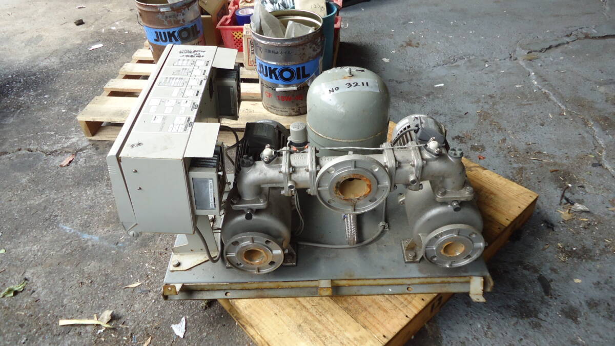 油谷 №3211 ポンパー 川本 KFE50P3.7 アキュムレーター 自動給水ユニット 受水槽 定圧給水ポンプ インバーター 200V 中古 自動交互ポンプ