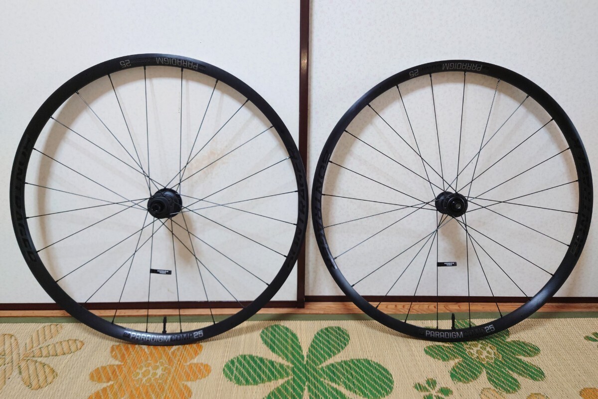 BONTRAGER Paradigm Comp 25 TLR ディスクロードホイール前後セット ボントレガー