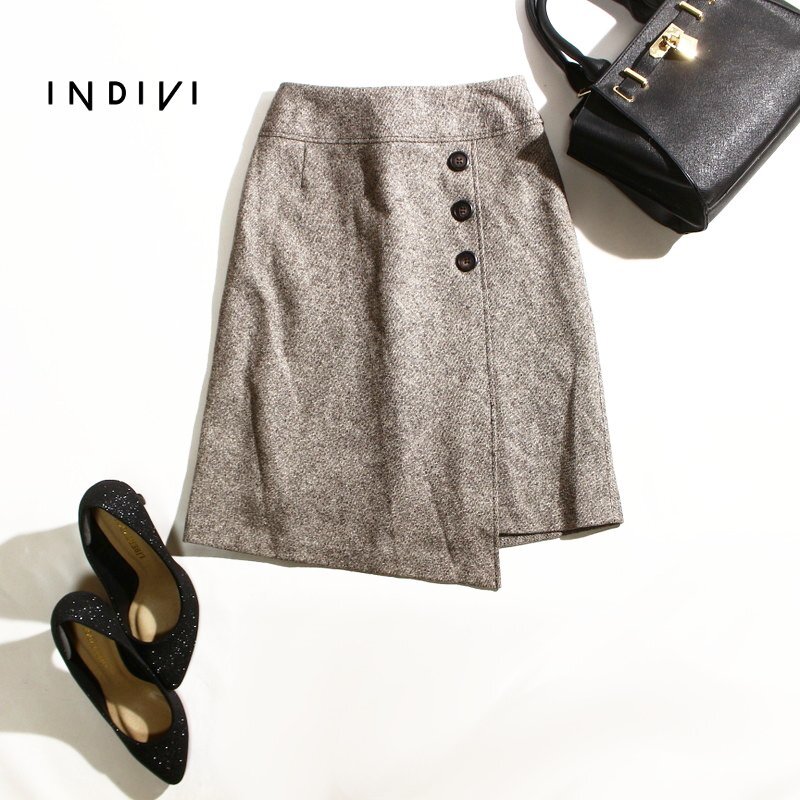 美品 インディヴィ INDIVI 株)ワールド 厚みあり 冬 真冬 毛 膝下 ミックスウール Aライン スカート 小さいサイズ05 5号 ダークブラウン