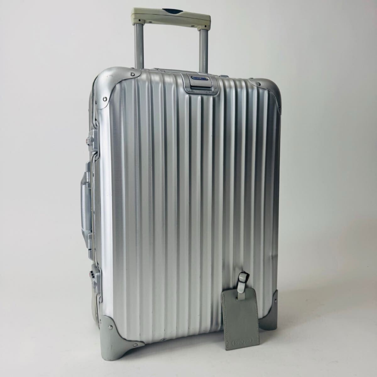 廃盤】青ロゴ RIMOWA リモワ TOPAS トパーズ 32L 機内持ち込み 2 廃盤】青ロゴ RIMOWA リモワ TOPAS トパーズ 32L 機内持ち込み 2