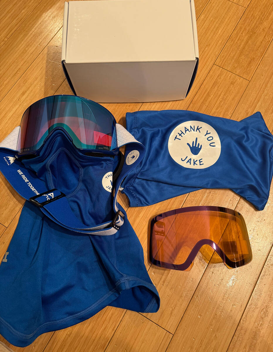 非売品】【激レア】BURTON anon M6ゴーグル 交換レンズ.マスク 非売品】【激レア】BURTON anon M6ゴーグル 交換レンズ.マスク