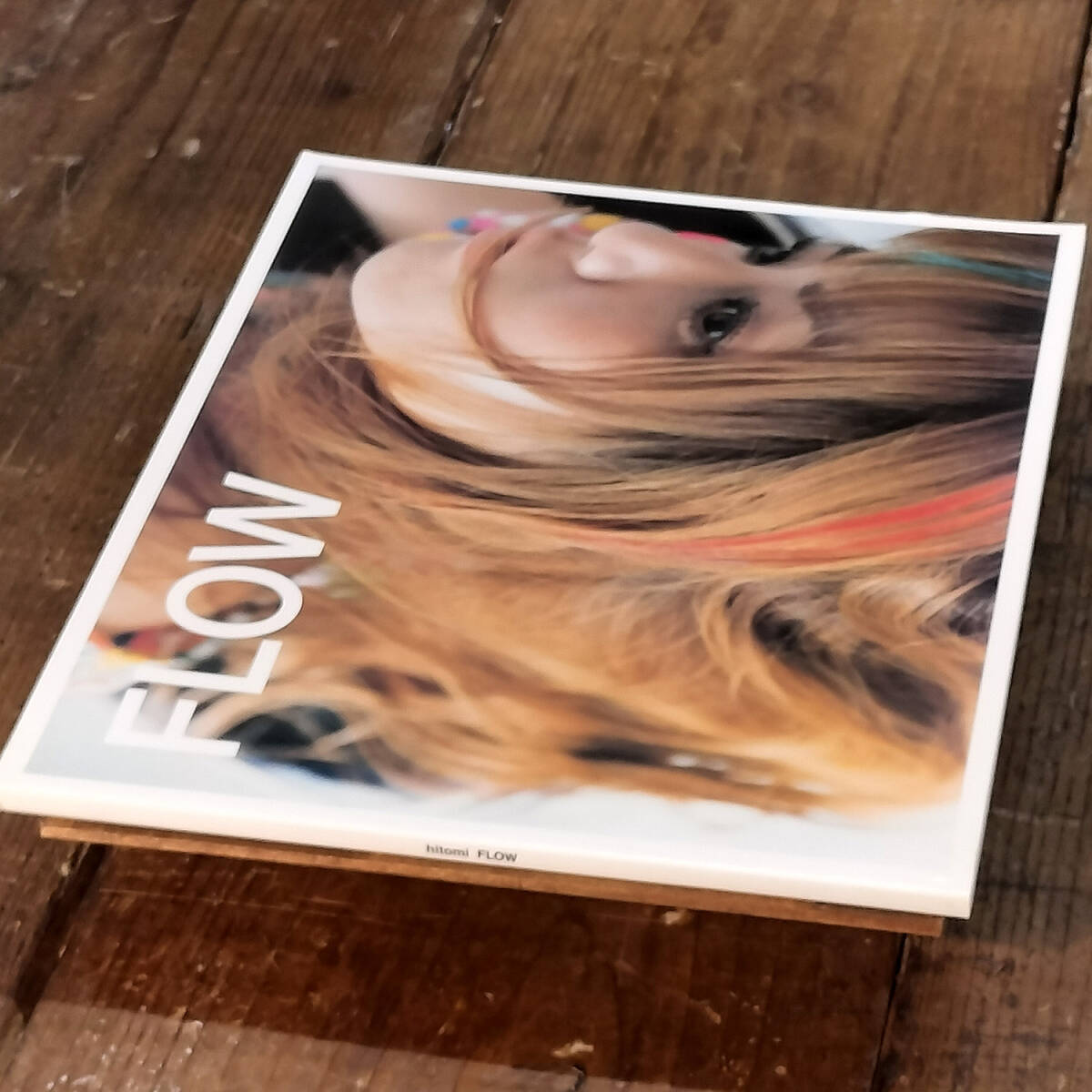 匿名受取可■■ 「FLOW」hitomi 寫真集 ■■ #ART 送料190円