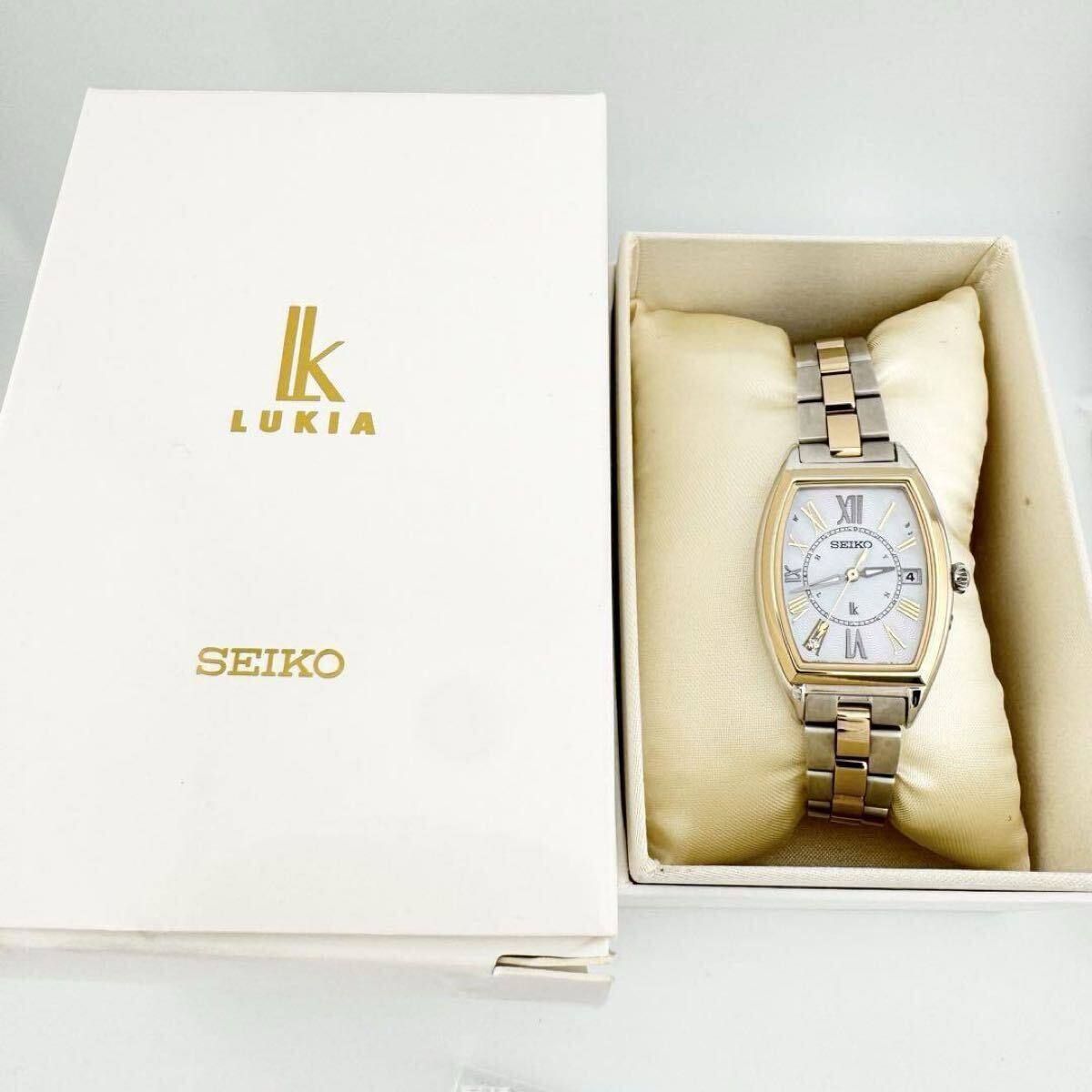美品 SEIKO LUKIA セイコー ルキア レディダイヤ SSQW052 美品 SEIKO LUKIA セイコー ルキア レディダイヤ SSQW052