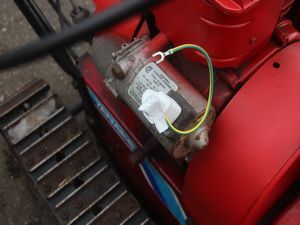 ヤンマー除雪機5.5馬力 完動品 北海道帯広十勝より(除雪機 ヤンマー除雪機5.5馬力 完動品 北海道帯広十勝より(除雪機