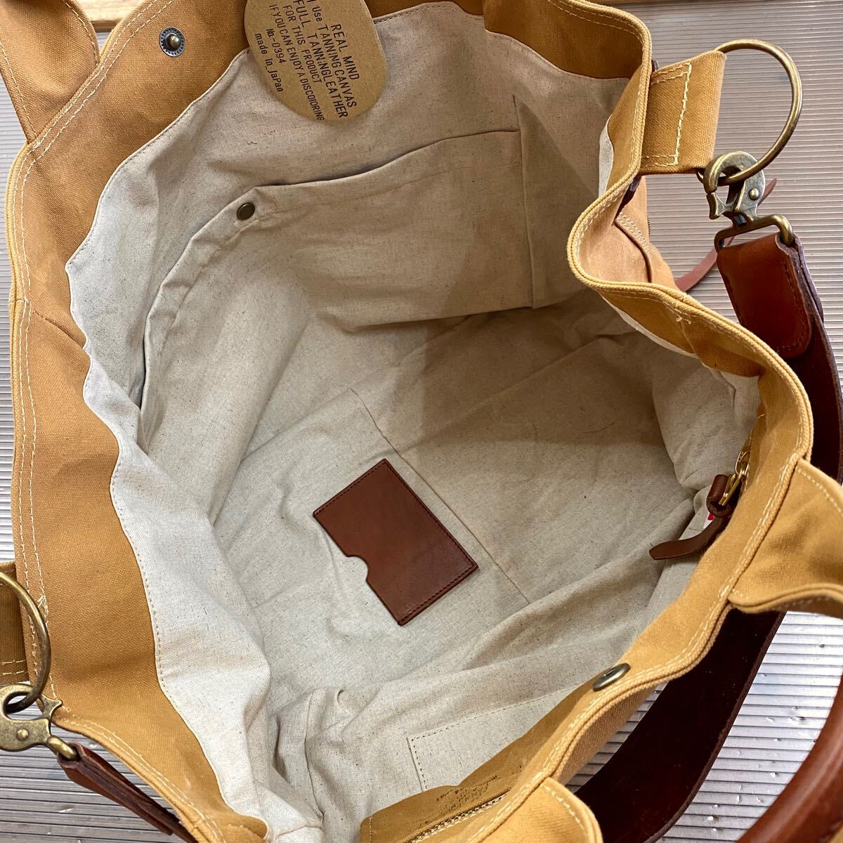 ≪未使用品≫REAL MIND LILY * リアルマインド リリー 大容量 帆布×レザー トートバッグ ショルダーバッグ 2way キャメル 定価24,000円_画像7