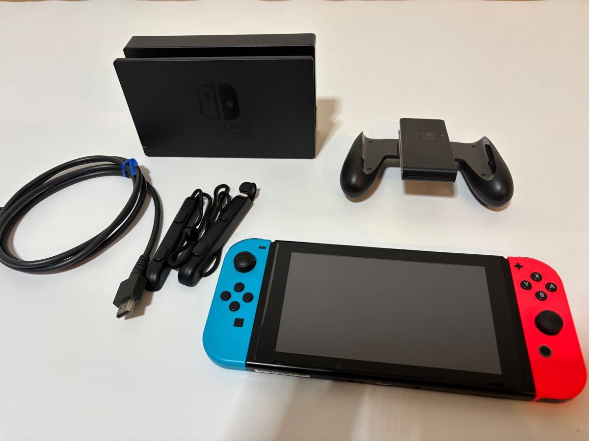 【1円】a11 任天堂 Switch HAC-001KABAA 2019年製 初期化済み 動作品 中古 ネオンブルー Nintendo