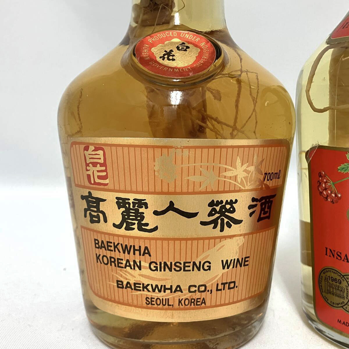 2本セット】白花 高麗人参酒 700ml 開城産 朝鮮人参酒 600ml 30 2本セット】白花 高麗人参酒 700ml 開城産 朝鮮人参酒 600ml 30