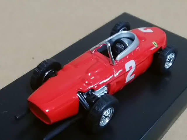 ★サークルK F1 1/64フェラーリDino156F1 臺座あり ダイドー