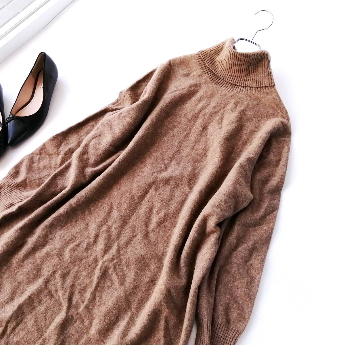 UNIQLO ユニクロ ウール100％♪ニットワンピース Lサイズ ひざ丈ワンピース ベージュ タートルネック 250106nc【4点同梱で送料無料】