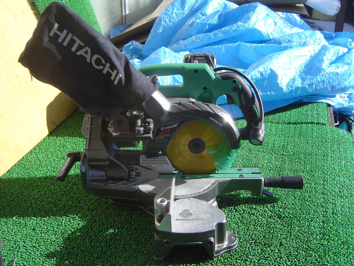 140*切断動画あり HITACHI 日立工機 C3606DRA 165mm 36V コードレス卓上スライド丸のこ 充電器欠品 (検索　マルノコハイコーキ HiKOKI）